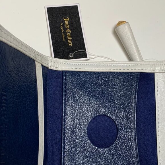 BNWT -Vintage Juicy Couture Leather IPod case with strap - Picture 5 of 6